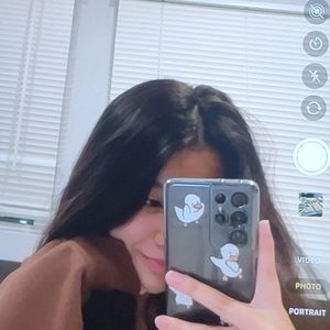 Meet your Posher, Mindy